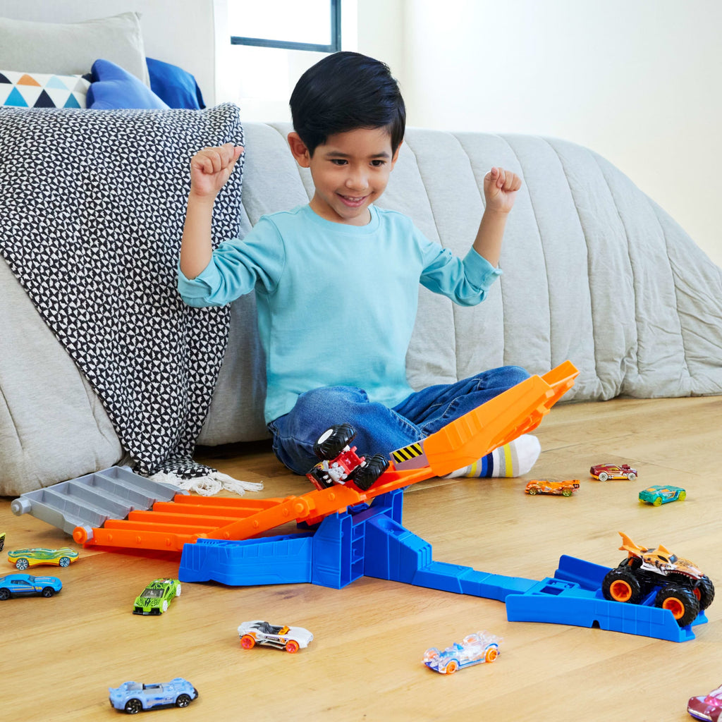Hot Wheels Monster Trucks Pista de Juguete Carrera de Destrucción