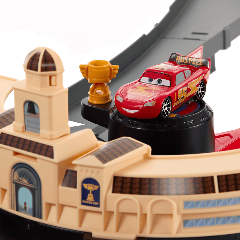 Disney And Pixar Cars Nascar Lane Change Race Playset With 2 Toy Vehicles, Includes Lightning Mcqueen