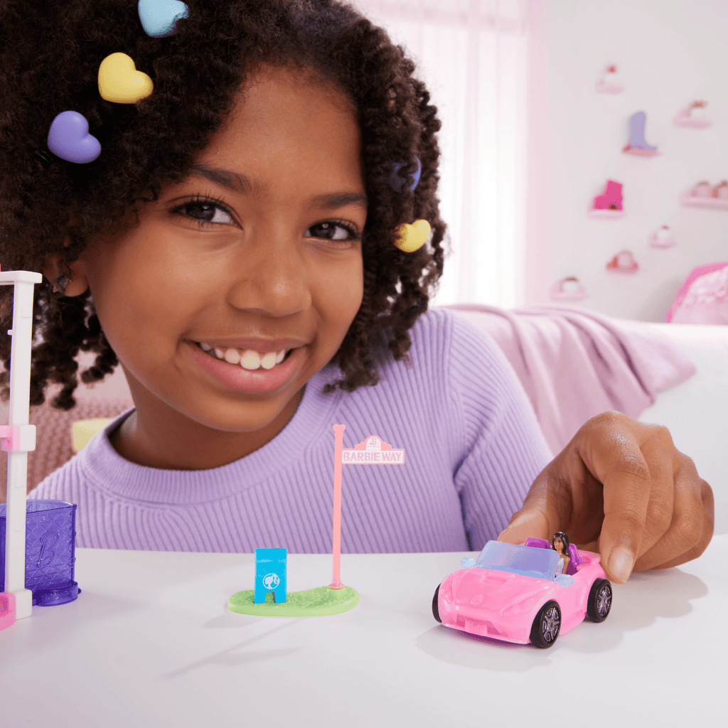 Barbie Mini BarbieLand Veículo para Boneca Conversível