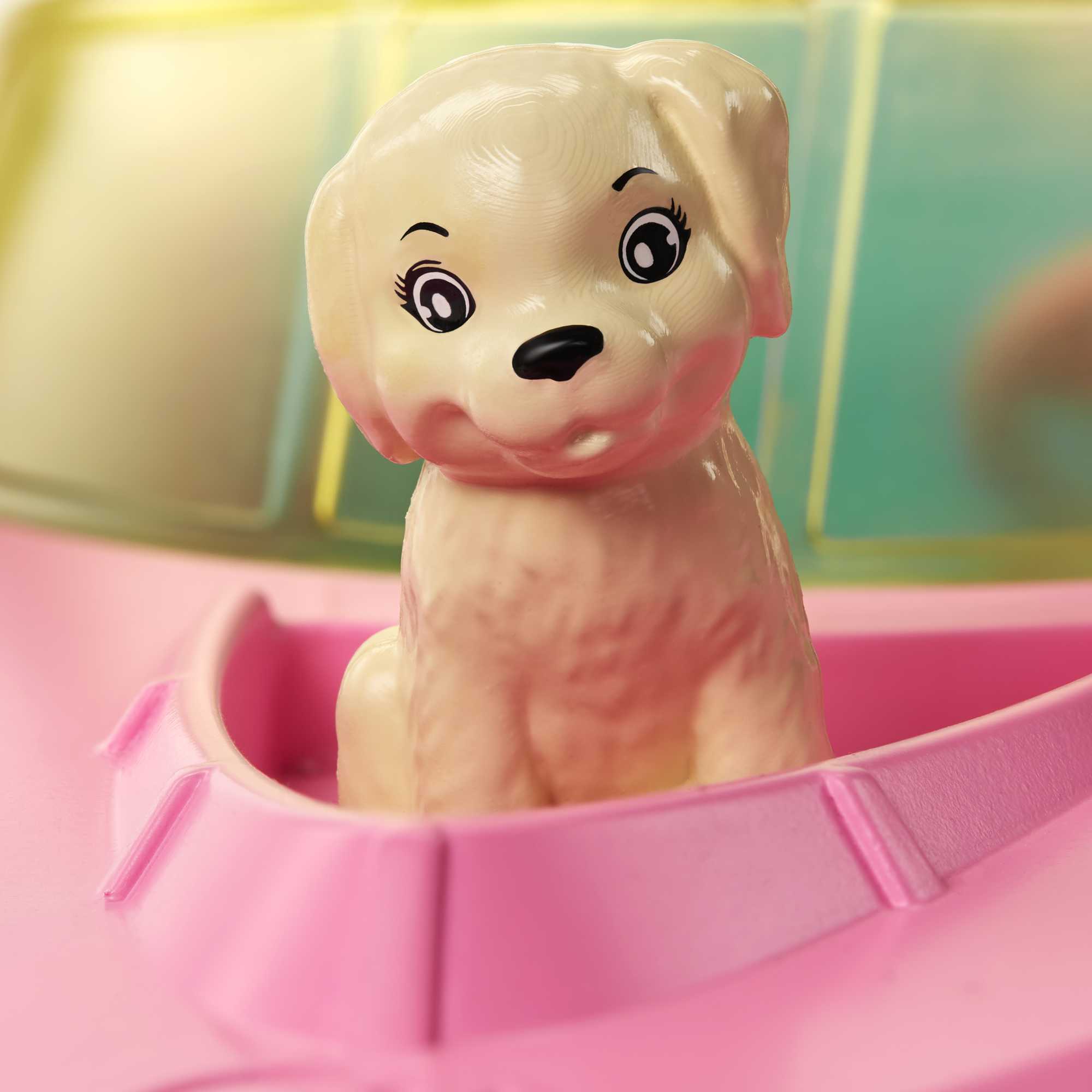 Barbie Set de Juego Bote acuático con Muñeca